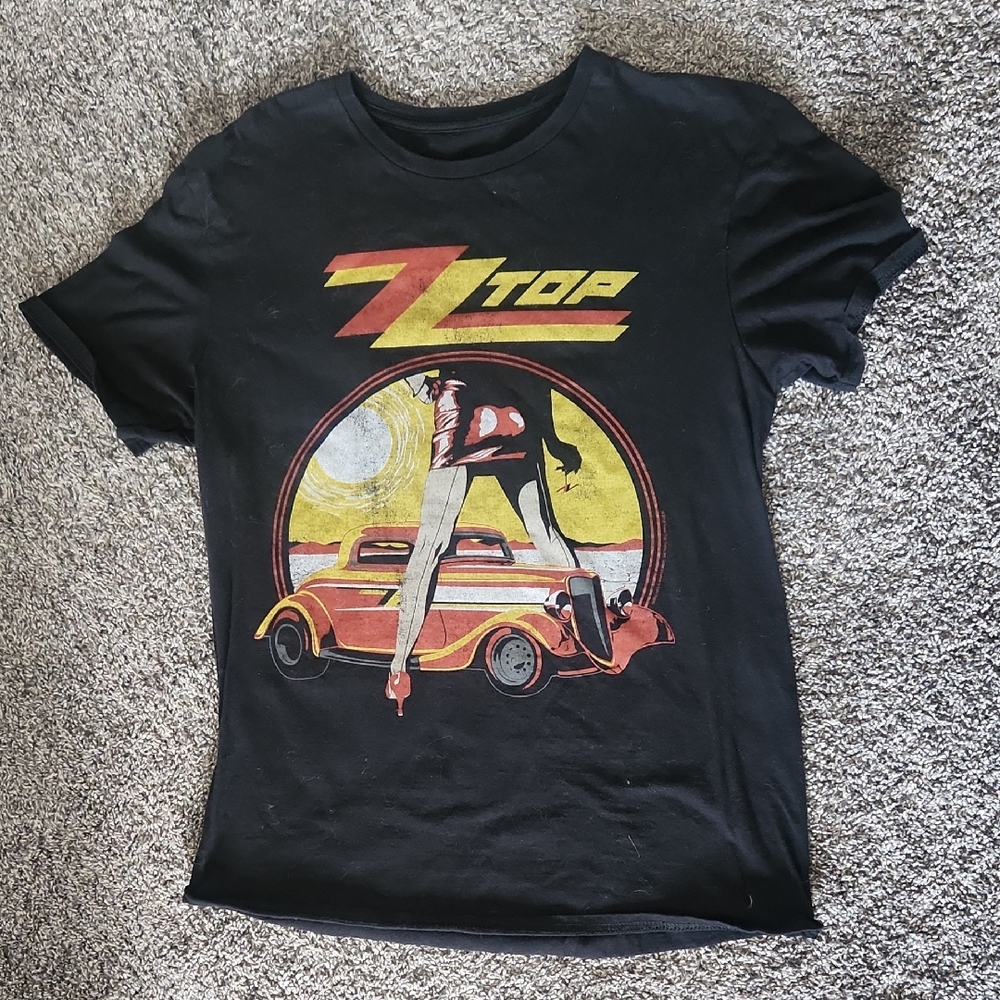 Black Graphic Tee - Men's Short Sleeve Shirt